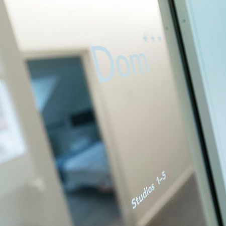 Dom Studios St. Gallen Bagian luar foto