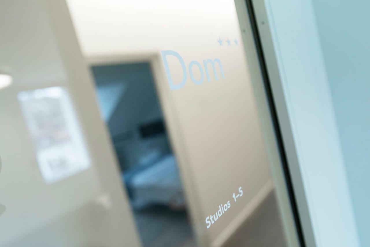 Dom Studios St. Gallen Bagian luar foto